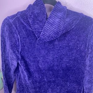 Women's turtleneck looks pullover sweater